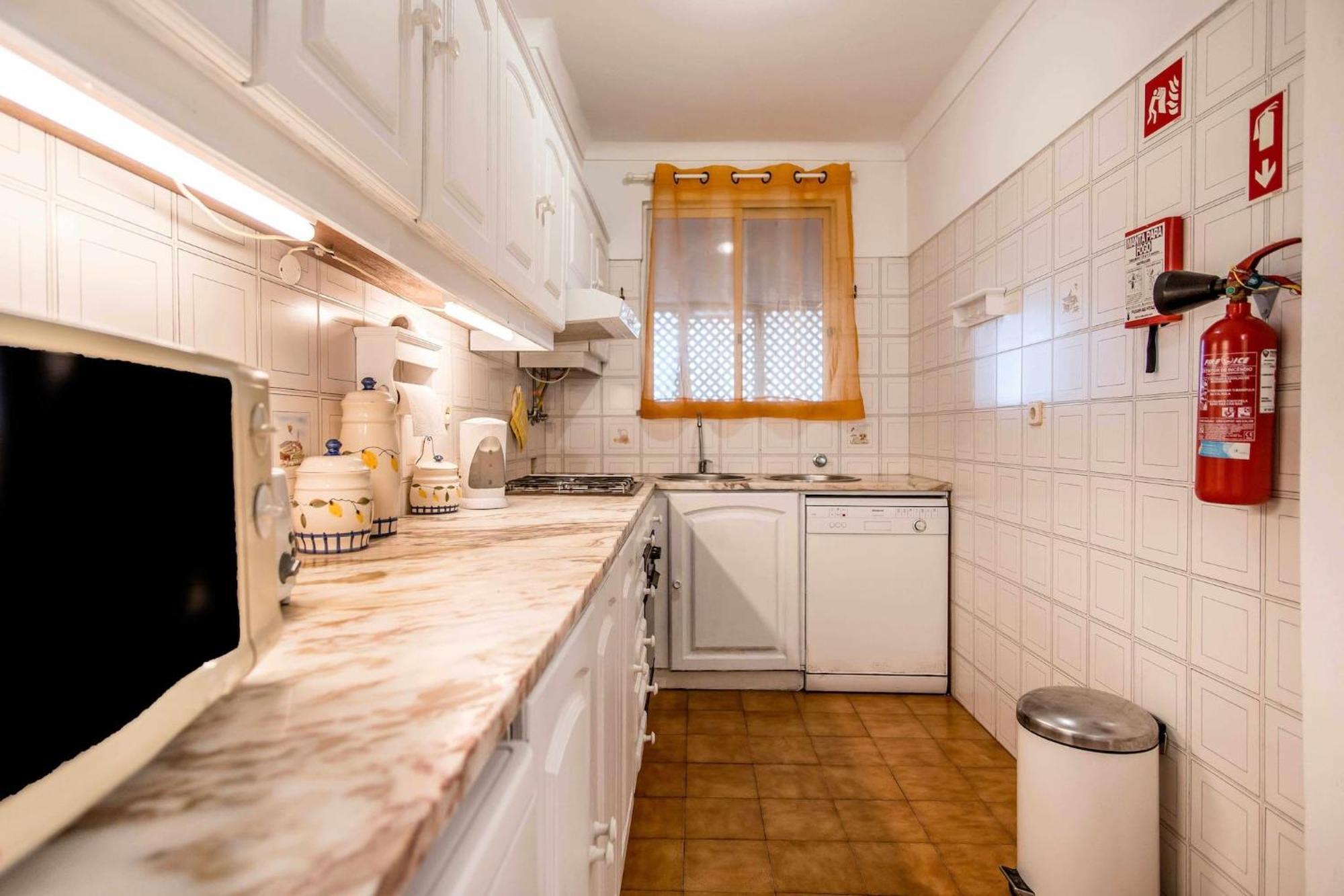 Casa Falesia T2 - Garden View - 5 Min From The Beach - Wifi Olhos de Agua  Luaran gambar