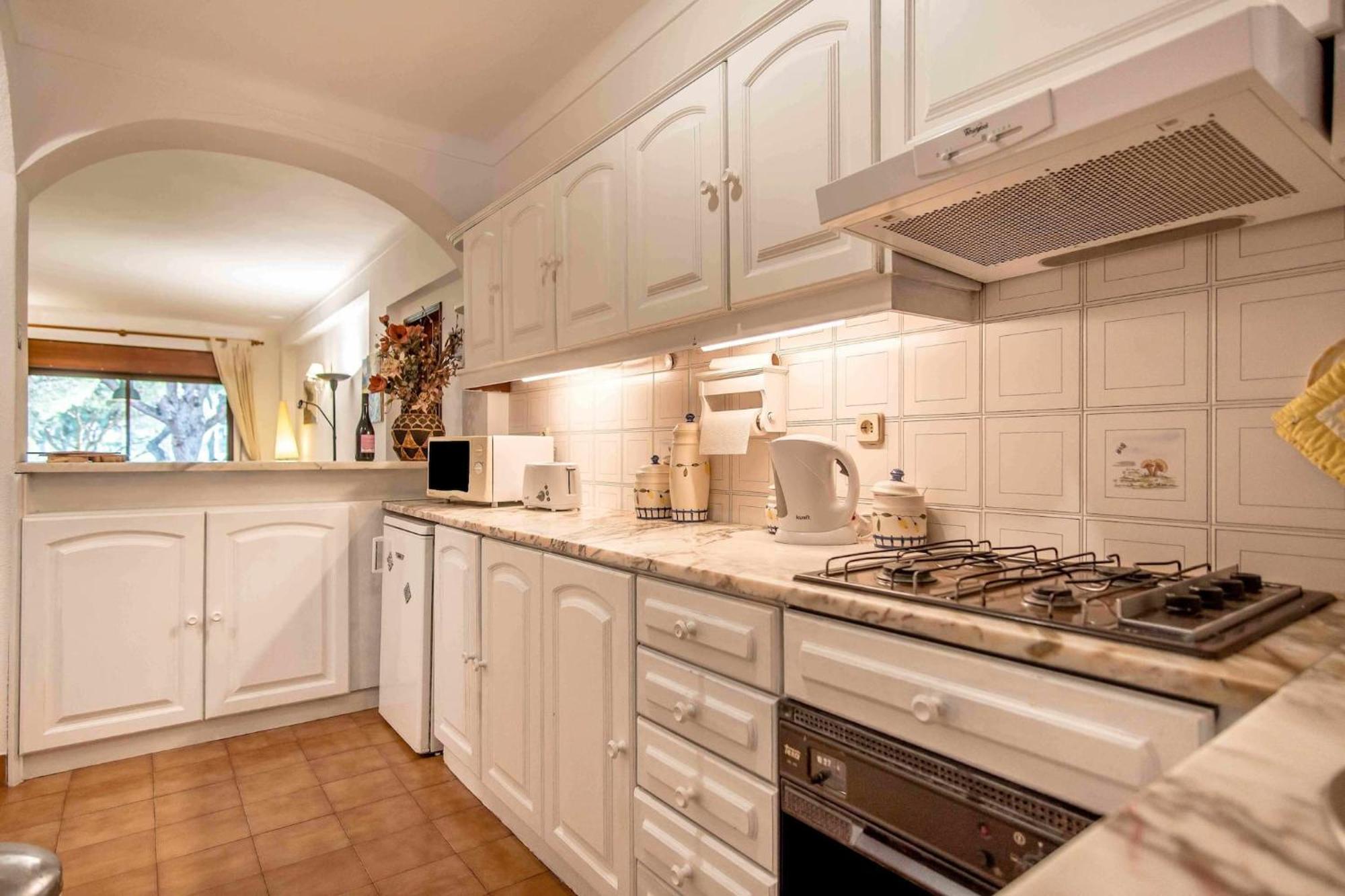 Casa Falesia T2 - Garden View - 5 Min From The Beach - Wifi Olhos de Agua  Luaran gambar